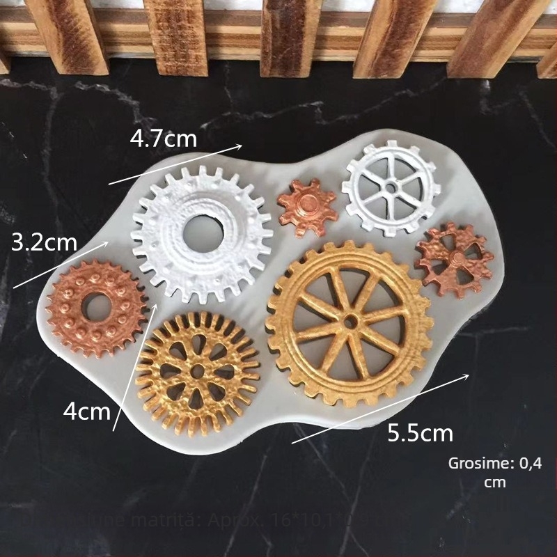 Formă din silicon cu motiv de angrenaj ceas pentru decorarea torturilor cu fondant și ciocolată