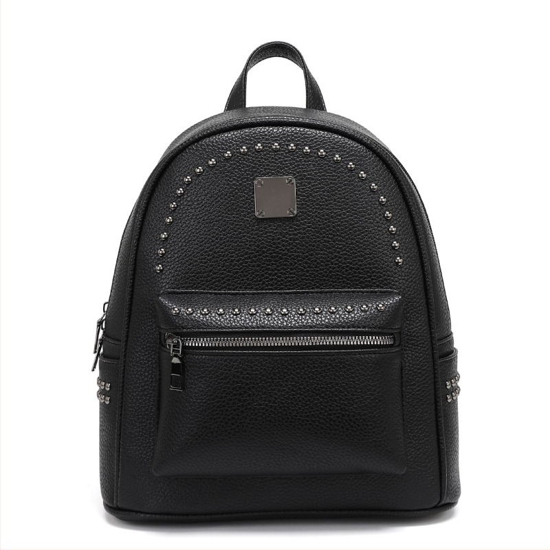 Rucsac vintage cu nituri pentru femei, PU, vară 2026, stil urban minimalist, impermeabil, buzunar interior cu fermoar, dimensiune medie
