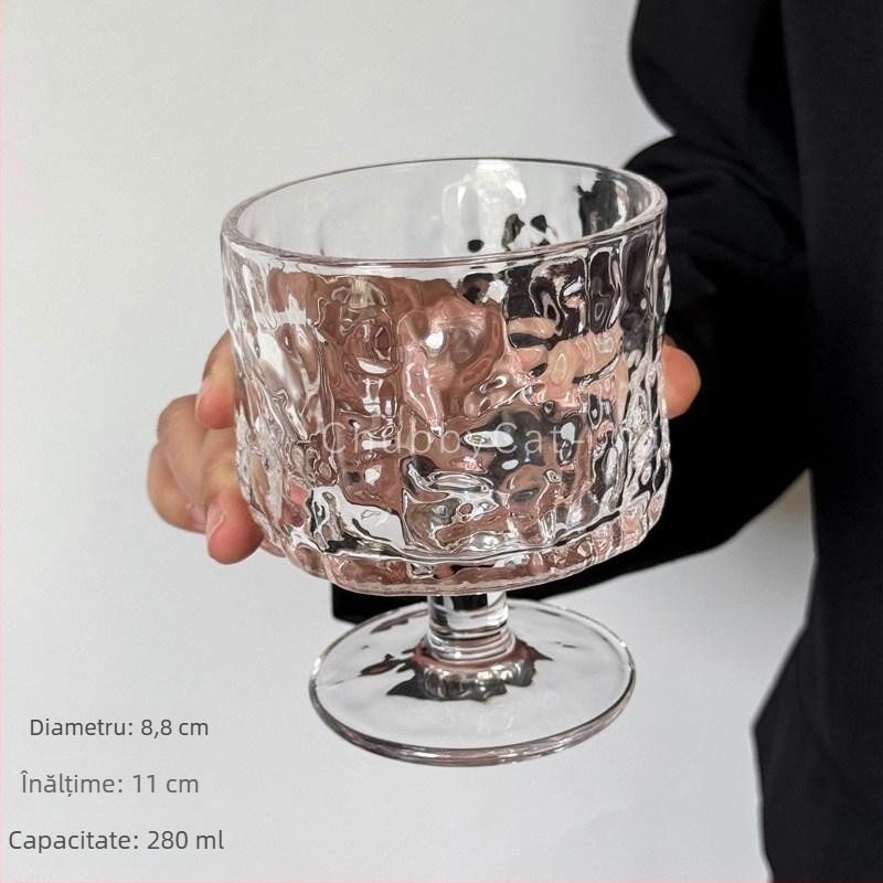 Pahar din sticlă cu relief și picior înalt, inspirat de Instagram, potrivit pentru Americano rece, ceai de fructe și băuturi