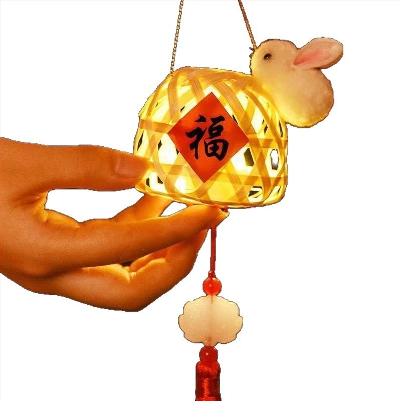 Felinar strălucitor de lotus cu iepuraș - portabil, împletit din bambus, stil chinezesc antic