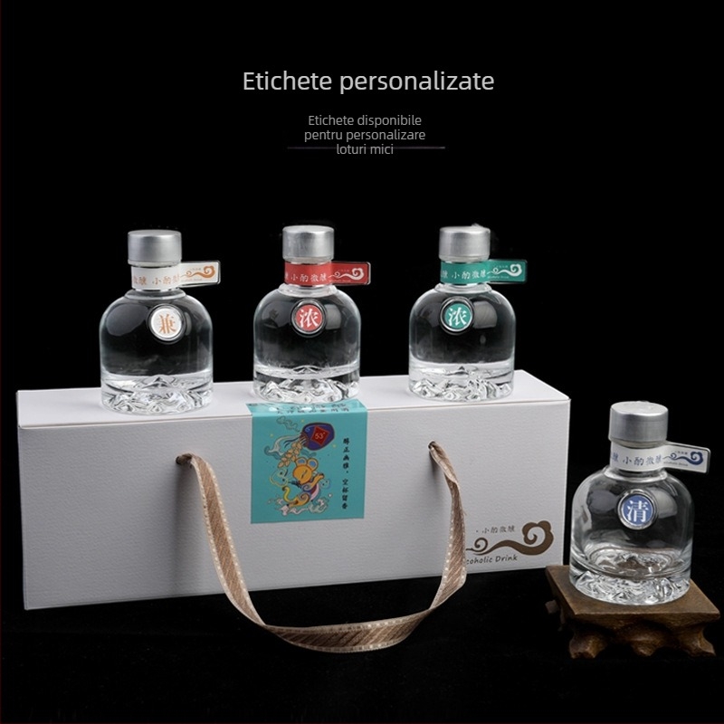 Set cadou din 4 sticle de lichior din sticlă, 125 ml, cu cutie cadou, model Half-Mountain Bottom