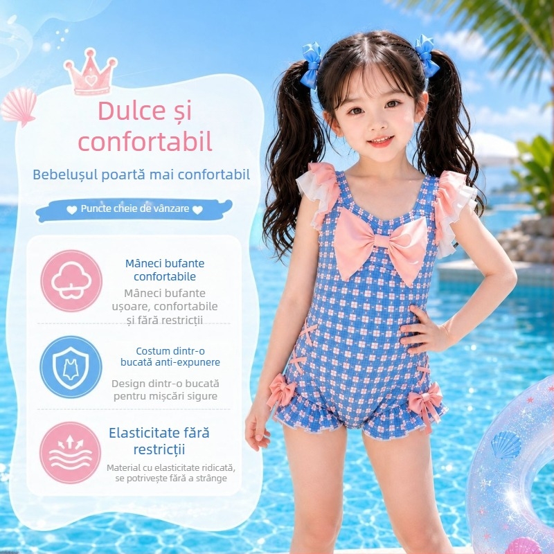 Costum de baie întreg pentru fete, în carouri albastru-roz, mâneci cu volane și funda mare, bretele laterale