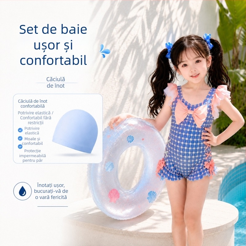 Costum de baie întreg pentru fete, în carouri albastru-roz, mâneci cu volane și funda mare, bretele laterale