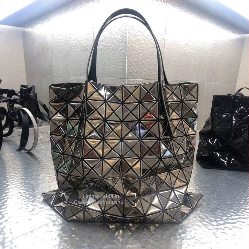 2025 Geantă geometrică cu quilting în formă de diamant, 10 compartimente, finisaj oglindă, geantă de umăr și poșetă de mână, stil japonez, minimalistă și versatilă pentru femei