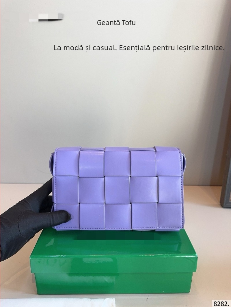Geantă mică de damă din piele naturală, țesută manual, crossbody, formă mică pătrată, primăvara 2025.