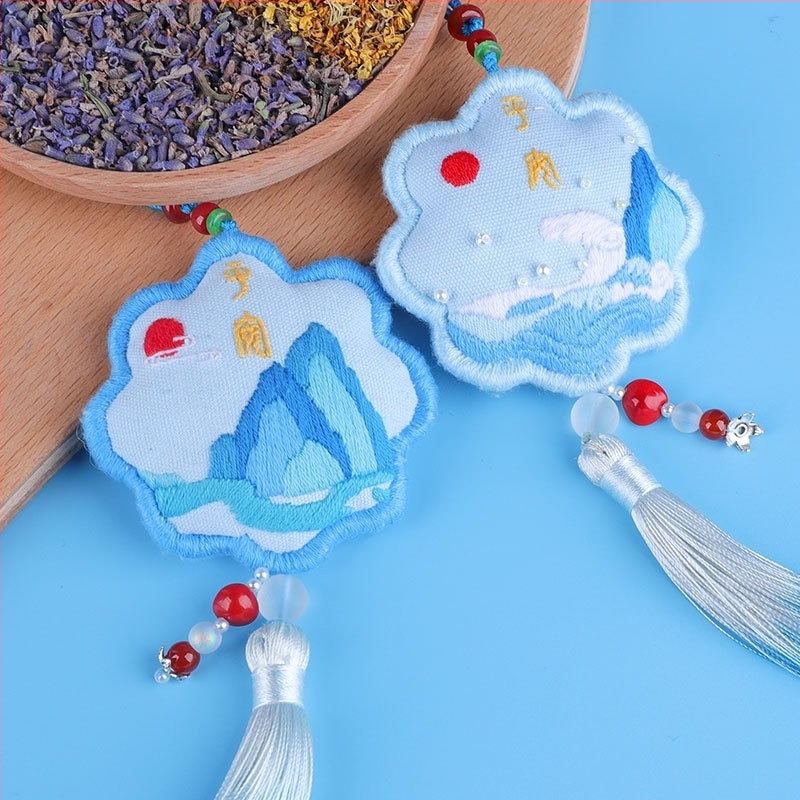 Set DIY broderie cu talisman – săculeț pentru liniște, pachet materiale pentru cusut, pentru agățat în mașină