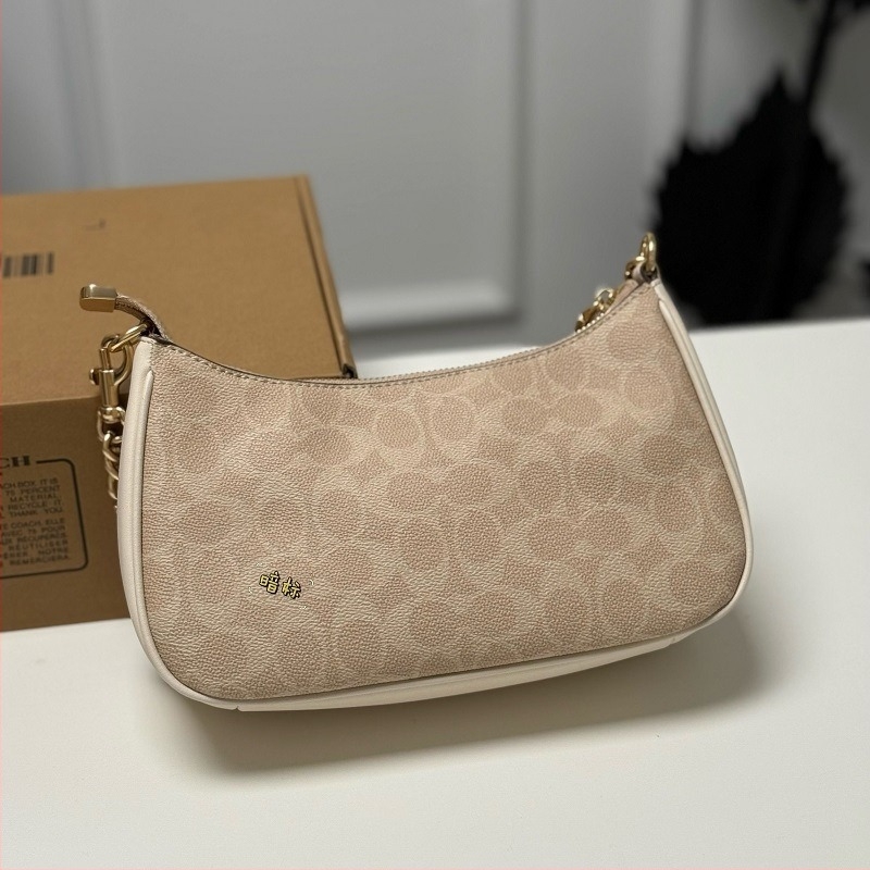 Geantă de femei cu imprimeu vintage și lanț, mică, potrivită pentru purtare pe umăr sau crossbody, utilizare zilnică.