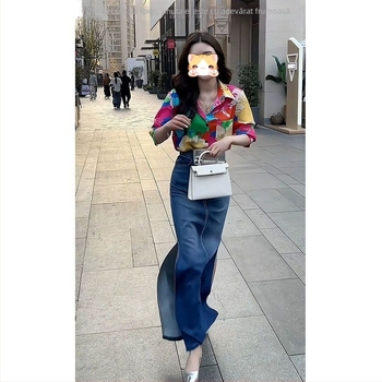 2025 Set: cămașă cu mâneci lungi în imprimeu floral în contrast și fustă din denim cu talie înaltă