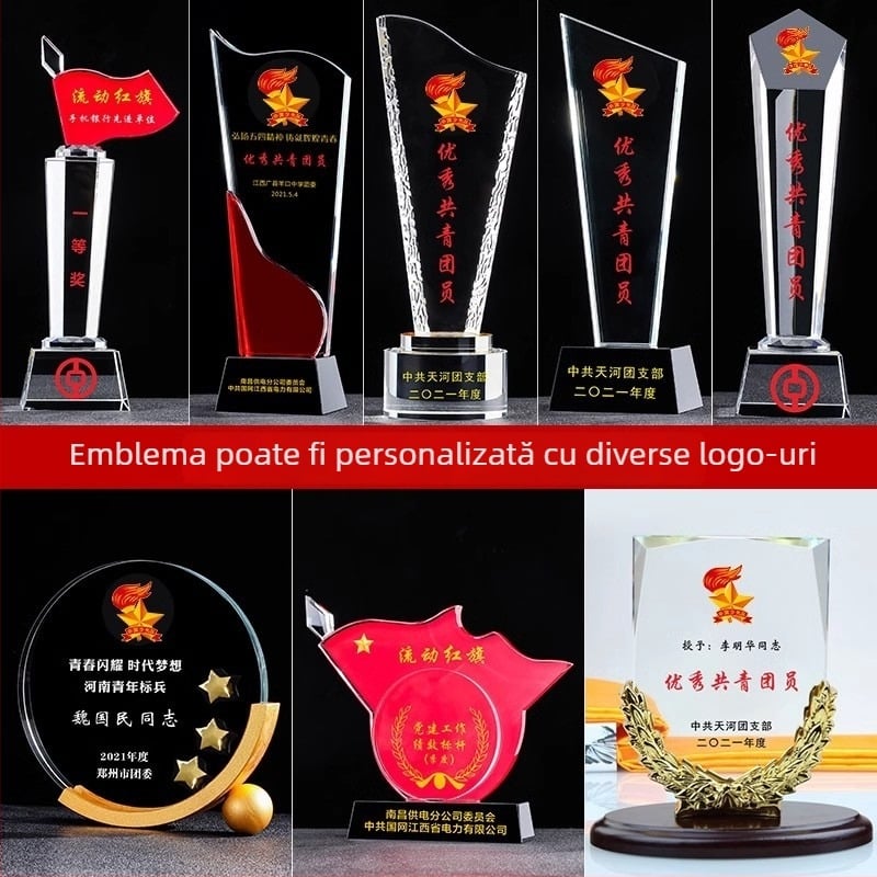 Trofeu de cristal – Membru creativ al partidului, post de pionier, cu motiv de steag roșu, personalizabil pentru unitate deosebită