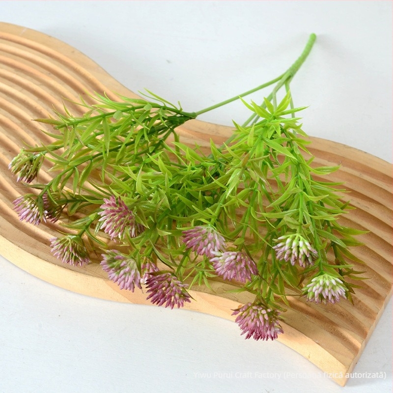 Plante artificiale: mingi mini vopsite, frunzis verde vopsit pentru aranjamente florale, flori din plastic și iarbă artificială.