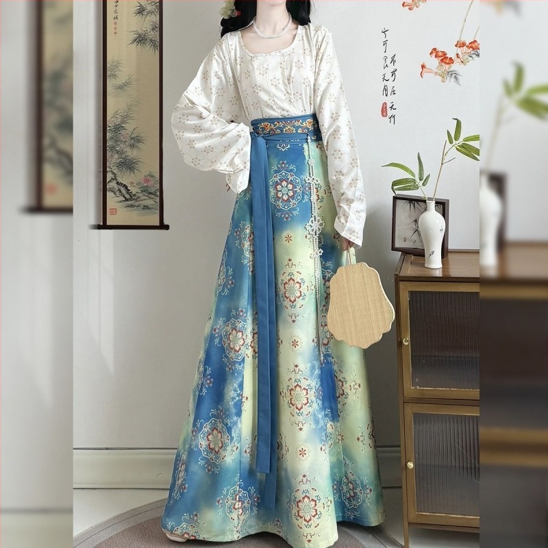 Set Hanfu brodat de toamnă, imprimeu în stil Tang, top cu guler rotund și jachetă Tang talie înaltă, Hanfu pentru femei