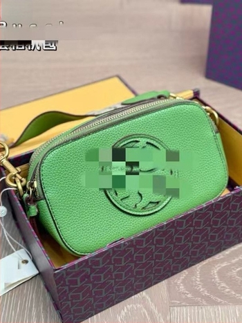 Geantă mică pătrată pentru femei, design de nișă toamnă-iarnă 2024, geantă versatilă pentru umăr și crossbody, stil urban casual
