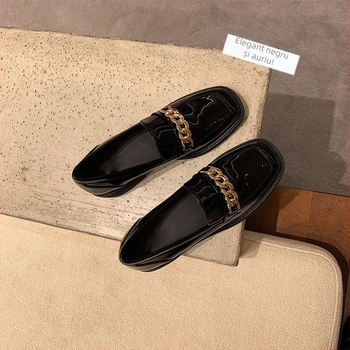 Grape Mom Studiolee Lanț metalic elegant, retro pantofi slip-on din piele cu toc mediu