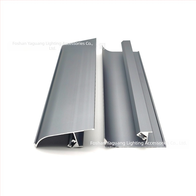 Kit canal din aluminiu pentru iluminare LED liniară, înălțime 60 mm pentru plintă de mobilier