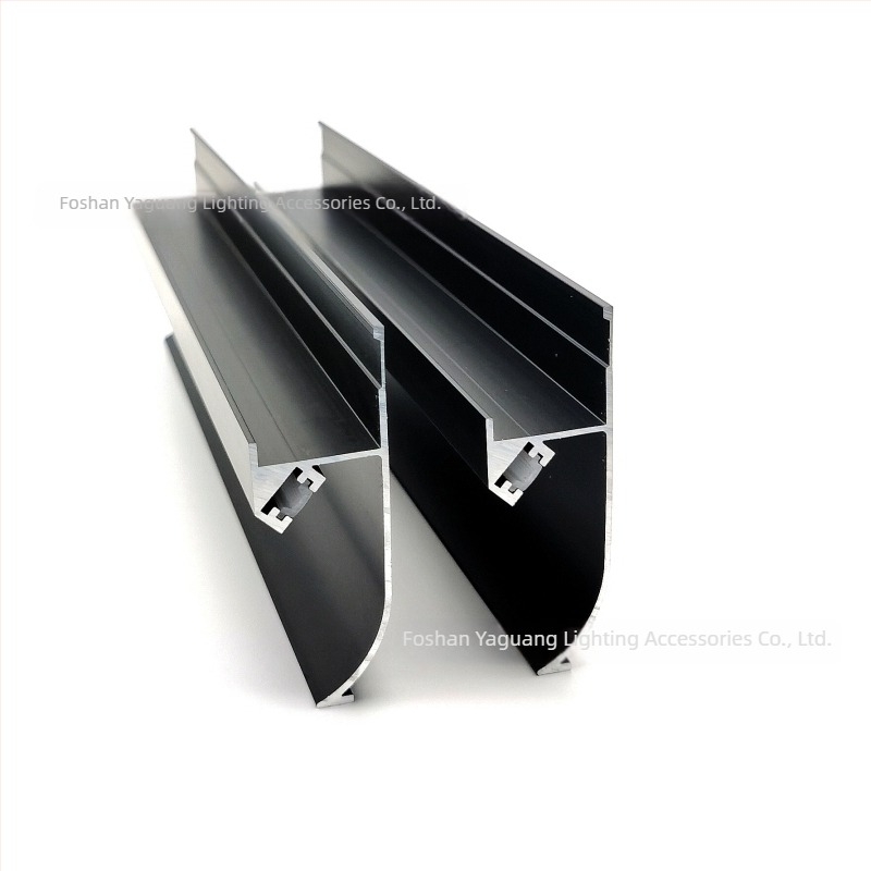 Kit canal din aluminiu pentru iluminare LED liniară, înălțime 60 mm pentru plintă de mobilier
