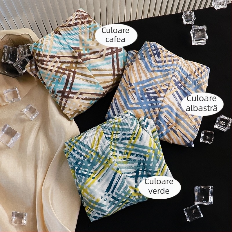 Shorts casual din bumbac cu insertie în zona inghinală, imprimeuri, largi și confortabile pentru acasă.