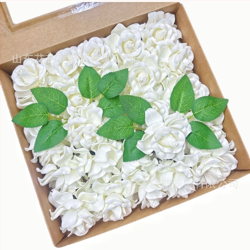 Set cadou cu trandafiri de spumă și gardenii cu tulpini, pentru decor acasă și aranjamente florale