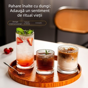 Pahar din sticlă pentru băuturi lungi, cu dungi – whisky, cocktailuri și cafea — stil minimalist, estetică înaltă, inspirat de Instagram