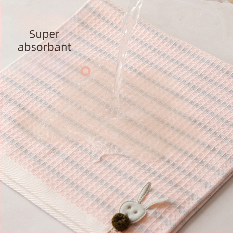 Prosop bebeluș din bumbac 100% gază, antibacterian Clasa A, dreptunghiular, 25×50 cm, cu model desen animat